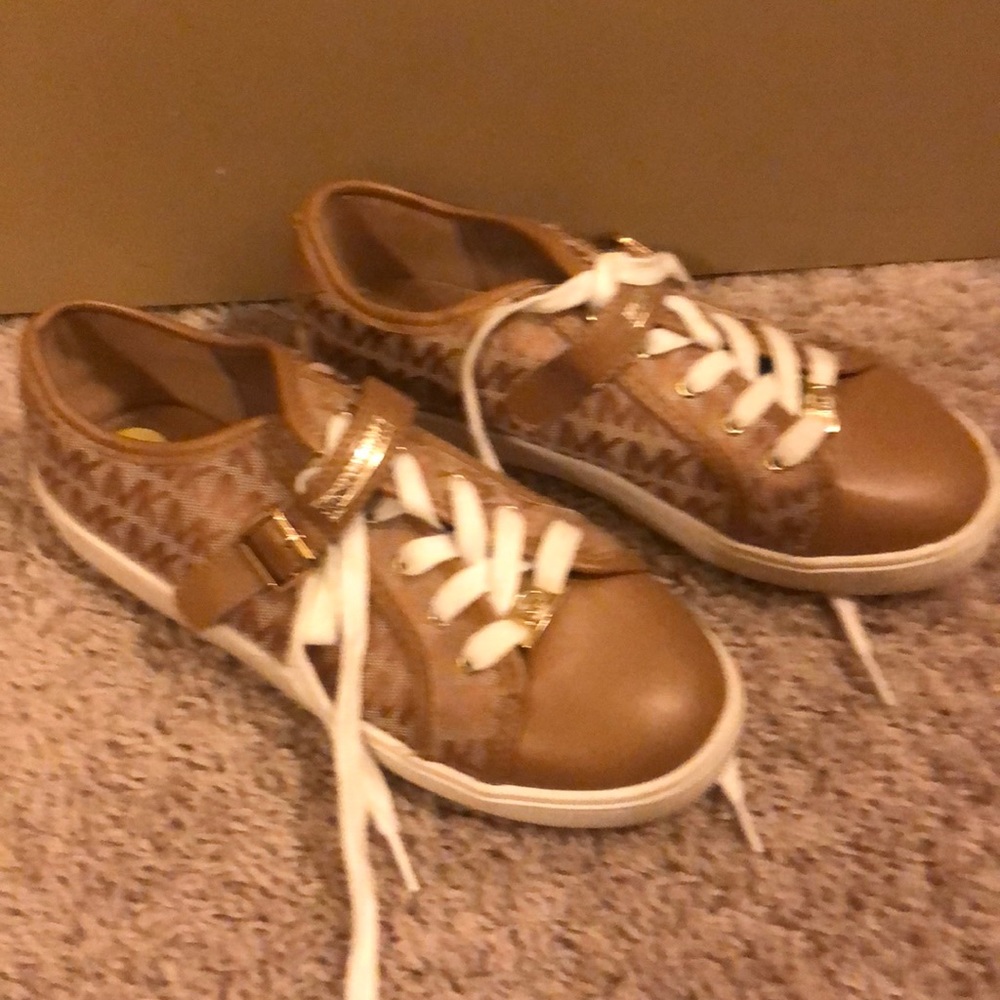 Michael Kors Girl Sneakers